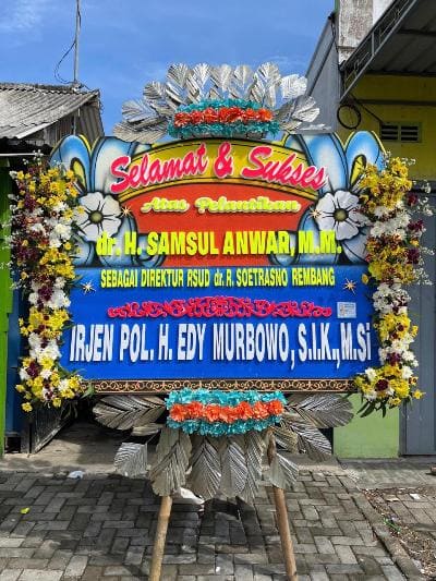 Karangan Bunga Selamat Sukses 1