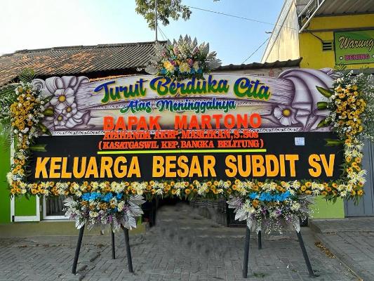 Karangan Bunga Dukacita