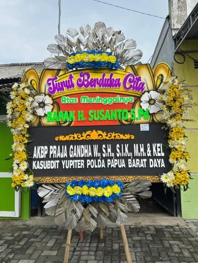 Karangan Bunga Duka Cita 6 Karangan Bunga Duka Cita 6