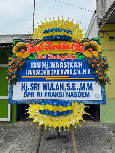 Karangan Bunga Duka Cita 9 Karangan Bunga Duka Cita 9