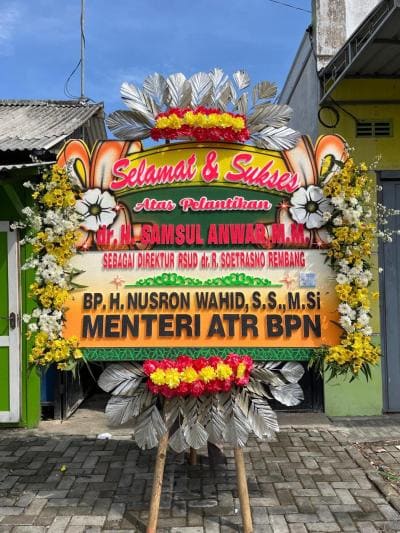 Karangan Bunga Selamat Sukses 2 Karangan Bunga Selamat Sukses 2