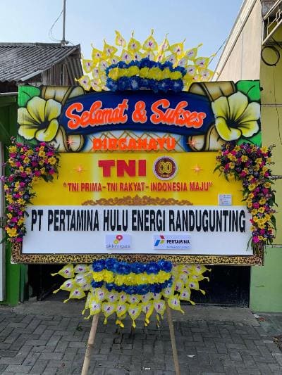 Karangan Bunga Selamat Sukses 5 Karangan Bunga Selamat Sukses 5