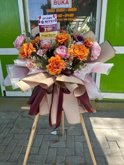 Standing Flowers 6 Standing Flowers 6